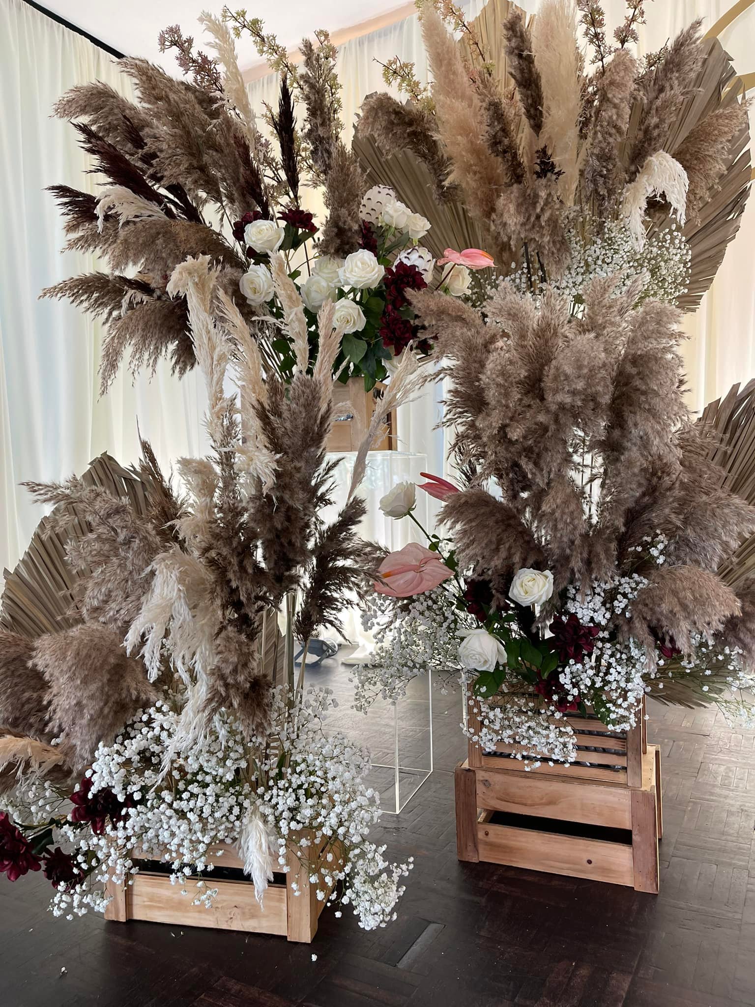 Wintergreen Flower PLT | WEDDINGS - Eliot & Sam
